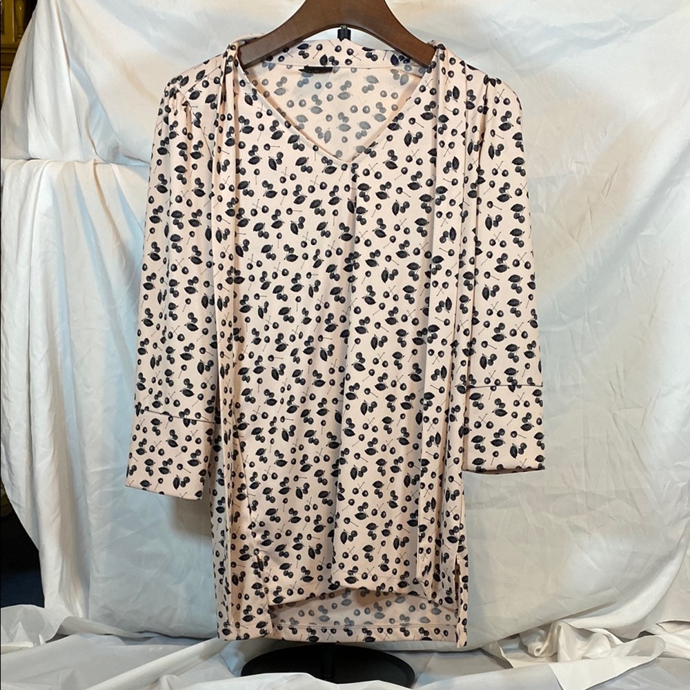Worthington Relaxed Fit Long Sleeve Top Black and Pink